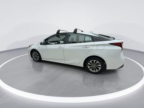 Used 2022 Toyota Prius XLE w/ Premium Convenience Package FWD image 6