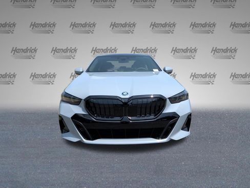 New 2027 BMW 550e xDrive AWD/4WD image 5