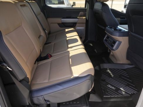 Used 2024 Ford F250 Lariat w/ Tremor Off-Road Package image 17