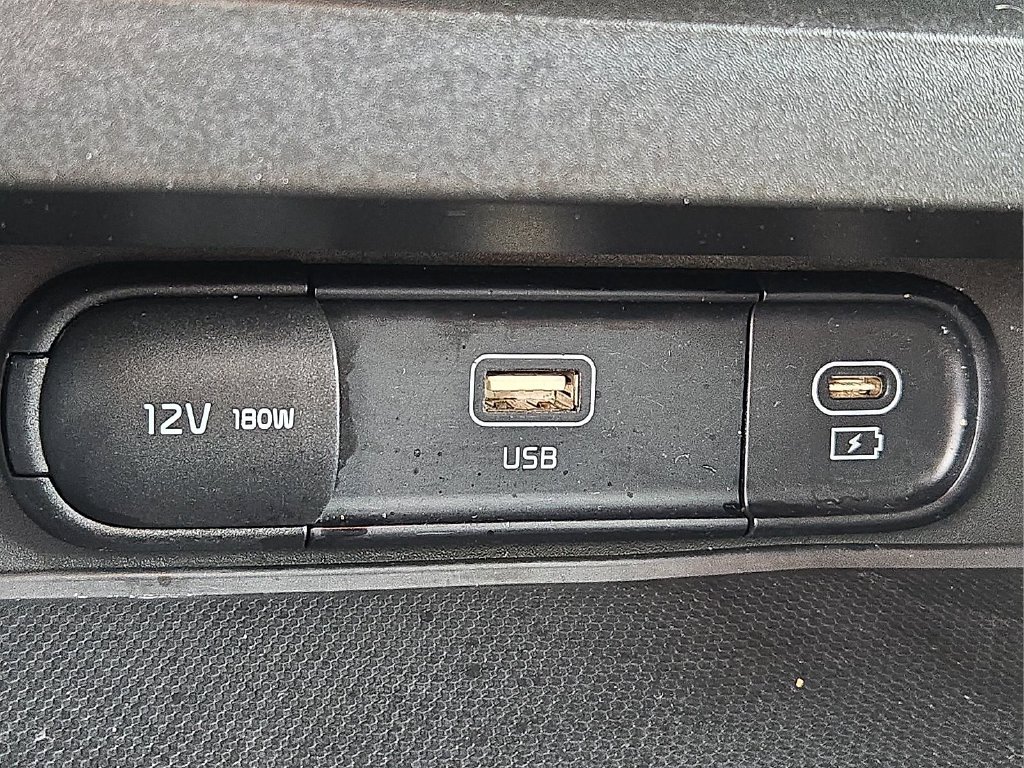 Used 2023 Kia Soul S FWD image 27