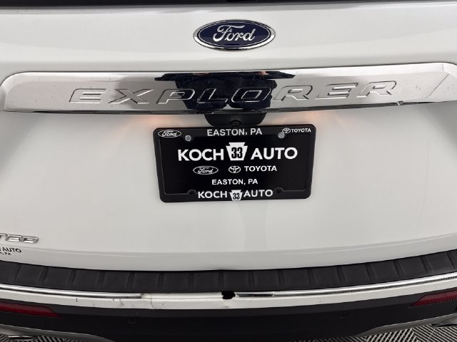 Used 2020 Ford Explorer Limited AWD/4WD image 18
