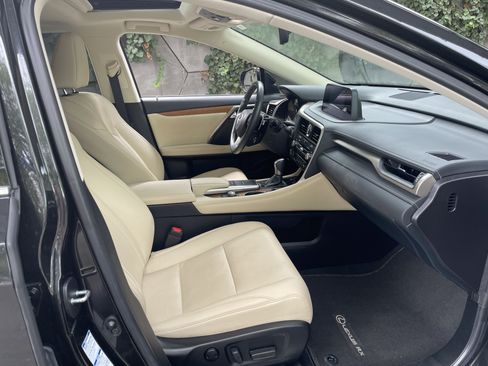 Used 2022 Lexus RX 450h AWD w/ Premium Package image 11