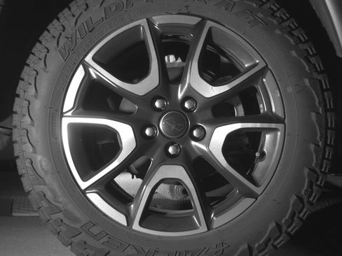 Used 2025 Jeep Compass Trailhawk AWD/4WD image 15