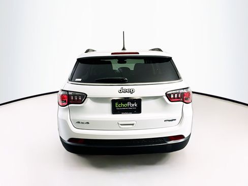 Used 2022 Jeep Compass Latitude w/ Convenience Group image 7