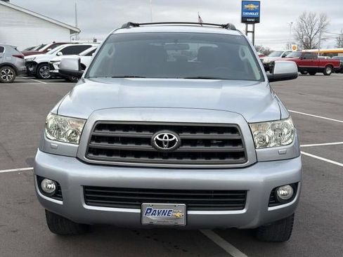 Used 2015 Toyota Sequoia SR5 w/ Sport Appearance Package image 36