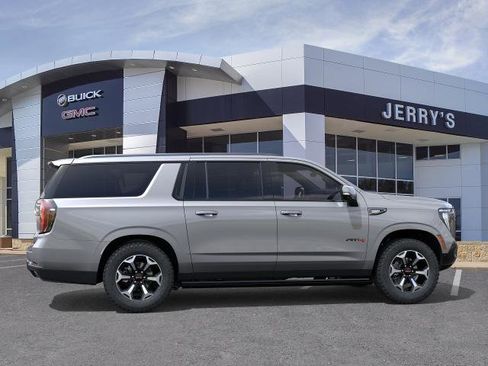 New 2026 GMC Yukon XL AT4 w/ AT4 Premium Plus Package AWD/4WD image 31