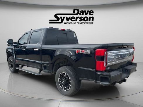 Used 2024 Ford F250 Platinum image 6