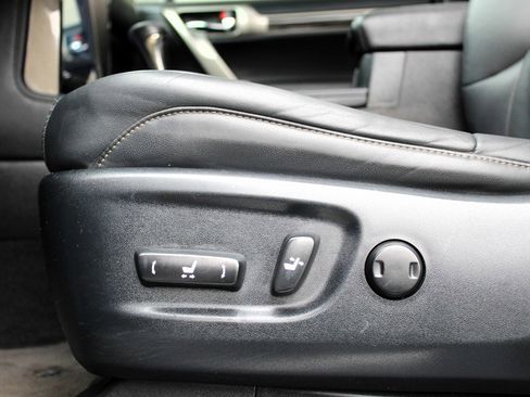 Used 2014 Lexus GX 460 image 11