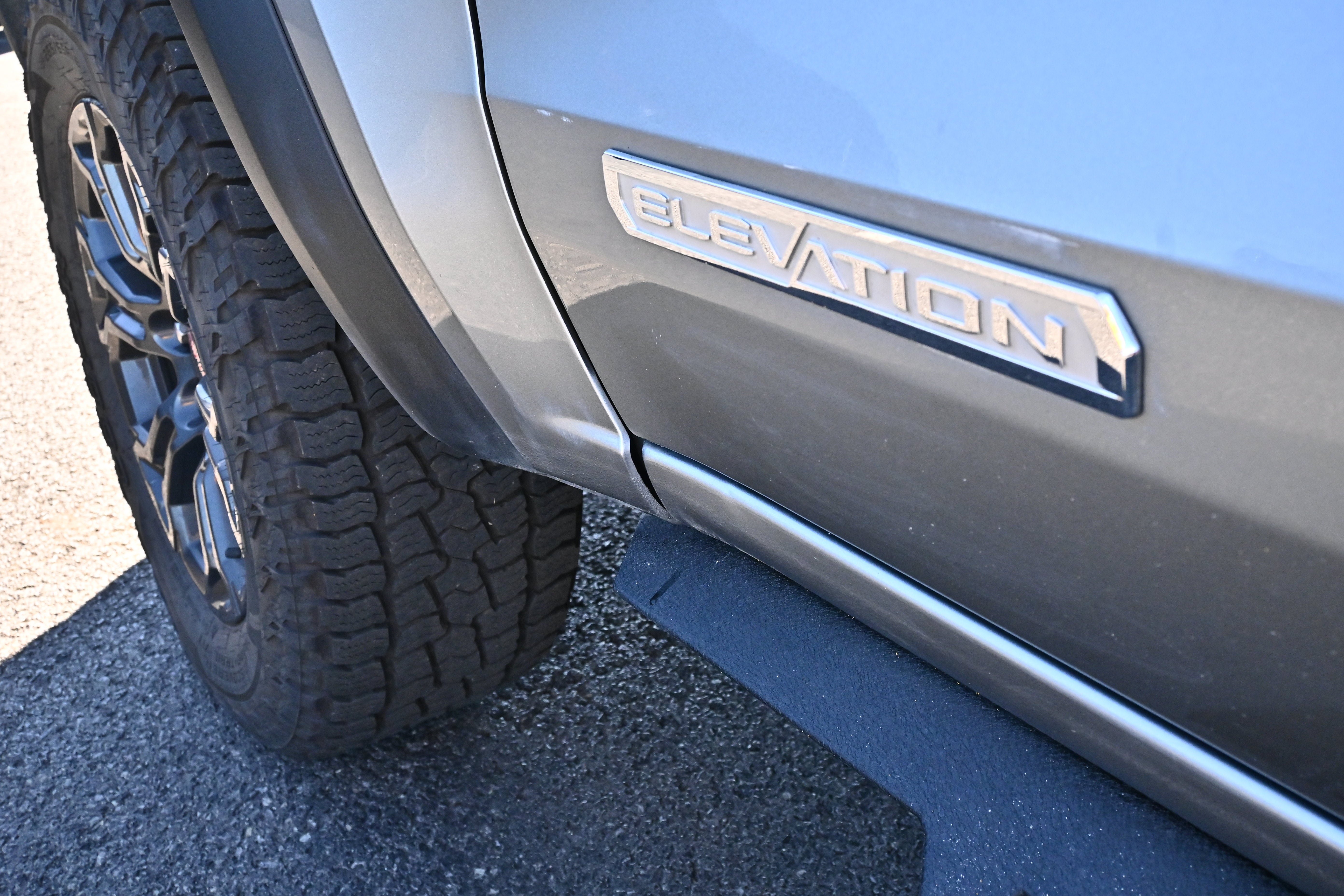 Used 2024 GMC Canyon Elevation w/ Convenience Package AWD/4WD image 15