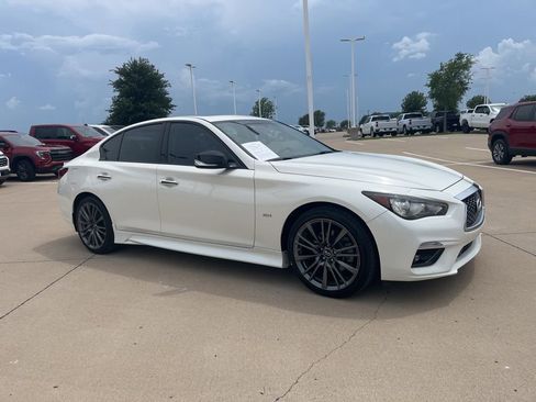 Used 2019 INFINITI Q50 Luxe w/ Cargo Package (L96) RWD image 8