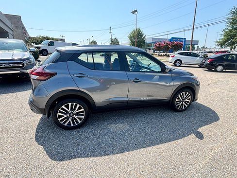 Used 2023 Nissan Kicks SV FWD image 31