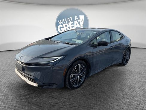 Used 2024 Toyota Prius Limited w/ Limited Premium Package image 8