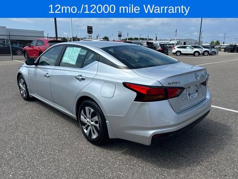 Used 2024 Nissan Altima 2.5 S FWD image 6