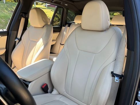 Used 2021 BMW X3 sDrive30i w/ Convenience Package image 9