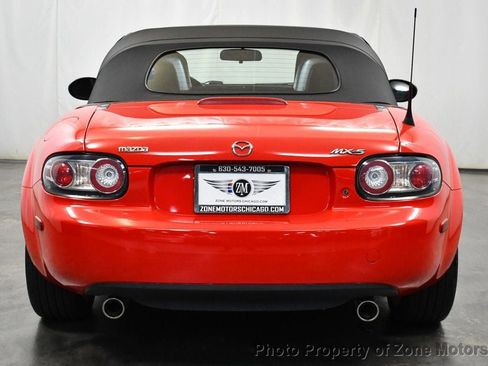 Used 2006 MAZDA MX-5 Miata Sport w/ Suspension Pkg RWD image 11