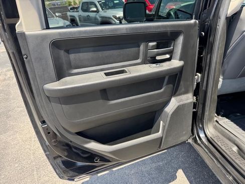 Used 2020 RAM 1500 Tradesman AWD/4WD image 17