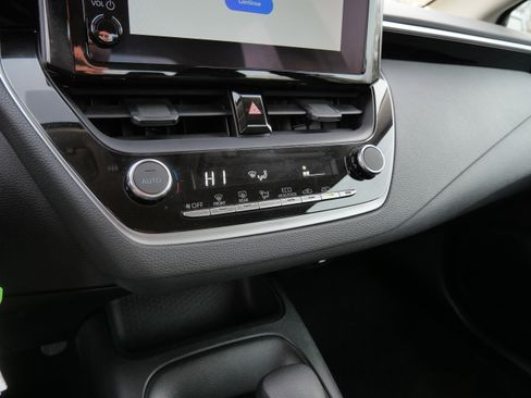 Certified 2024 Toyota Corolla LE image 24