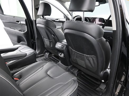 Used 2022 Hyundai Palisade Limited image 21