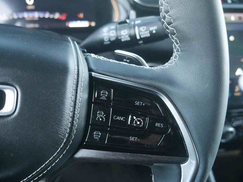 Certified 2023 Jeep Grand Cherokee L Overland image 39