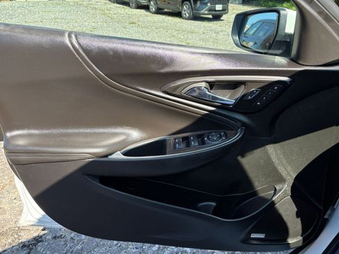 Used 2024 Chevrolet Malibu LT image 20