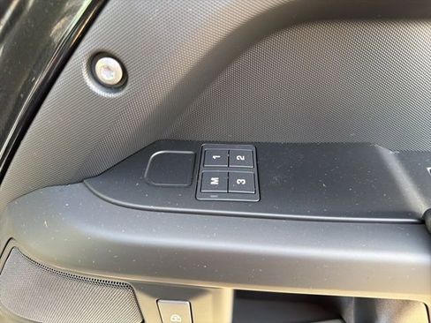 Used 2025 Land Rover Defender 110 S AWD/4WD image 15