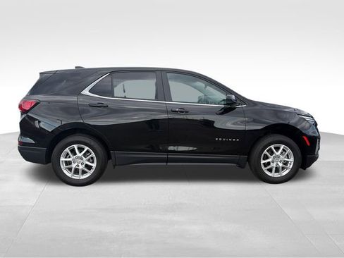 Used 2024 Chevrolet Equinox LT w/ LPO, Floor Liner Package image 8