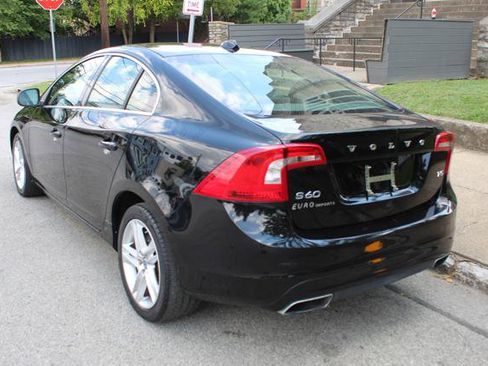 Used 2014 Volvo S60 T5 image 5