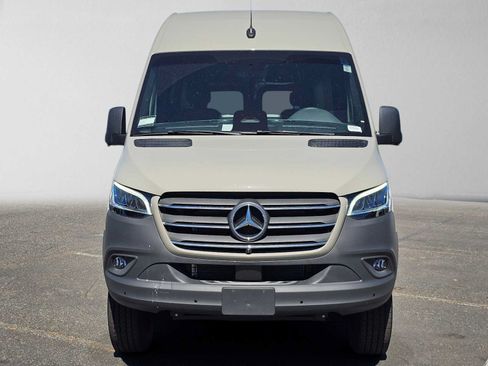 Used 2026 Mercedes-Benz Sprinter 2500 image 8