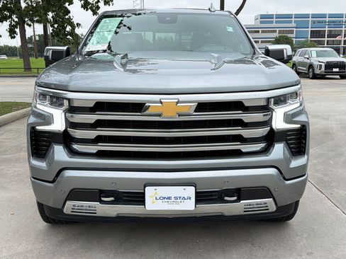 Certified 2025 Chevrolet Silverado 1500 High Country AWD/4WD image 5