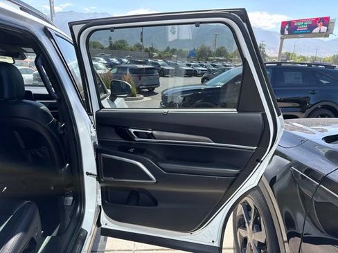 Certified 2025 Kia Telluride EX X-Line AWD/4WD image 33