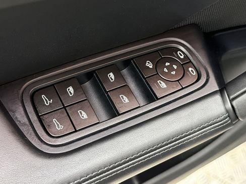Certified 2024 Porsche Cayenne Turbo GT AWD/4WD image 14