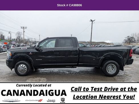 Used 2024 RAM 3500 Limited w/ Towing Technology Group image 4