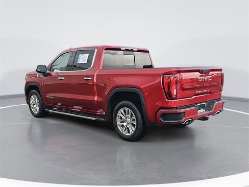Certified 2023 GMC Sierra 1500 Denali image 5