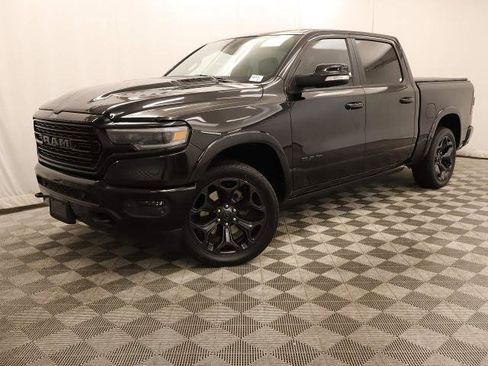 Used 2020 RAM 1500 Limited w/ Black Appearance Package AWD/4WD image 13