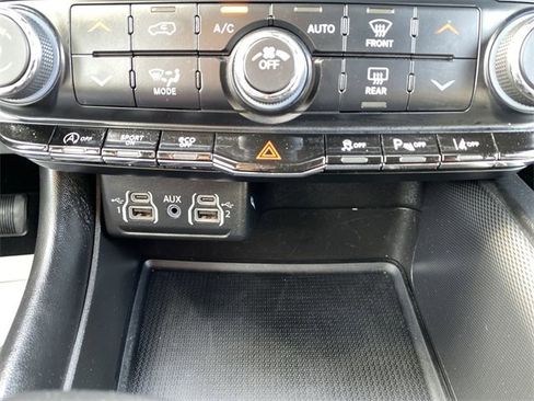 Used 2022 Dodge Durango GT image 22