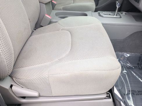 Certified 2021 Nissan Frontier SV RWD image 41
