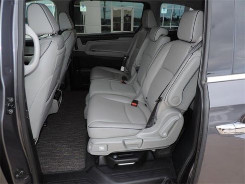 Used 2024 Honda Odyssey Elite image 14