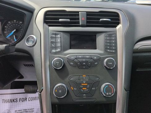 Certified 2020 Ford Fusion S FWD image 31
