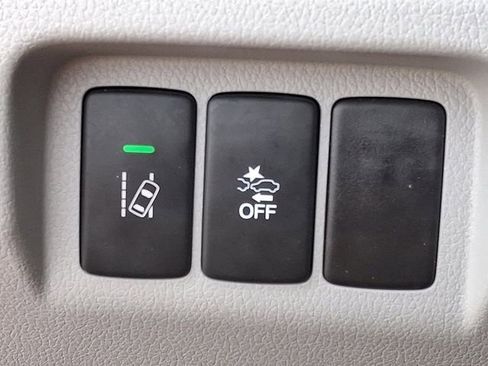 Certified 2020 Acura ILX w/ Premium Package image 25