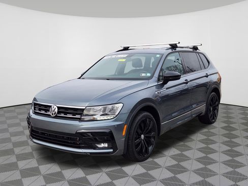 Used 2021 Volkswagen Tiguan SE R-Line w/ 3rd Row Seat Package image 2
