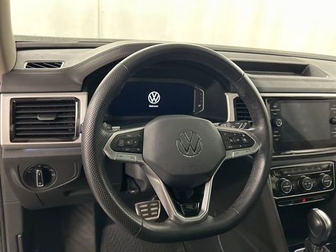 Used 2023 Volkswagen Atlas SEL Premium image 8