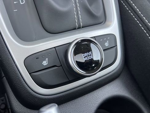 New 2026 Hyundai Venue SEL FWD image 30