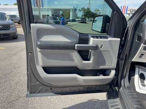Certified 2019 Ford F150 XLT image 7