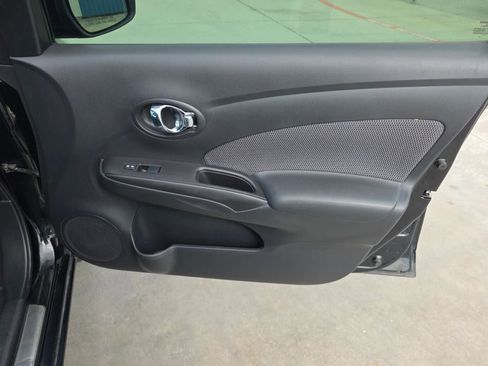 Used 2015 Nissan Versa w/ SL Tech Package FWD image 54