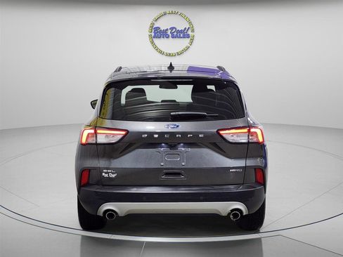Used 2020 Ford Escape SEL image 5