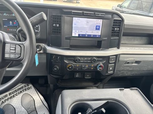 Used 2024 Ford F350 XL RWD image 17