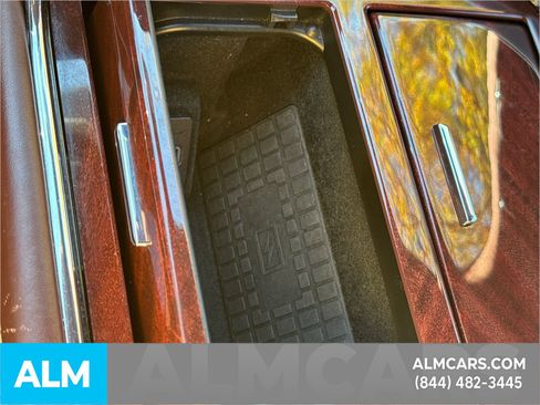 Used 2021 Lincoln Navigator Black Label w/ Cargo Convenience Package image 38