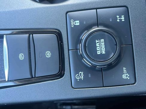 Used 2024 Ford Bronco Sport Badlands image 39