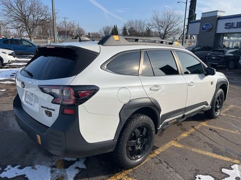 Used 2022 Subaru Outback Wilderness image 5