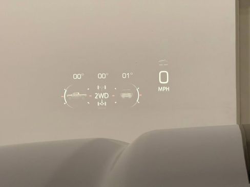 Used 2025 GMC Sierra 2500 AT4X image 19